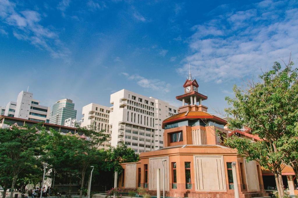 Twenty Three Residence Бангкок Экстерьер фото